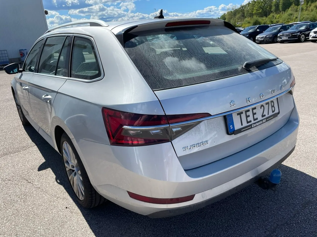 Vehicle image 7