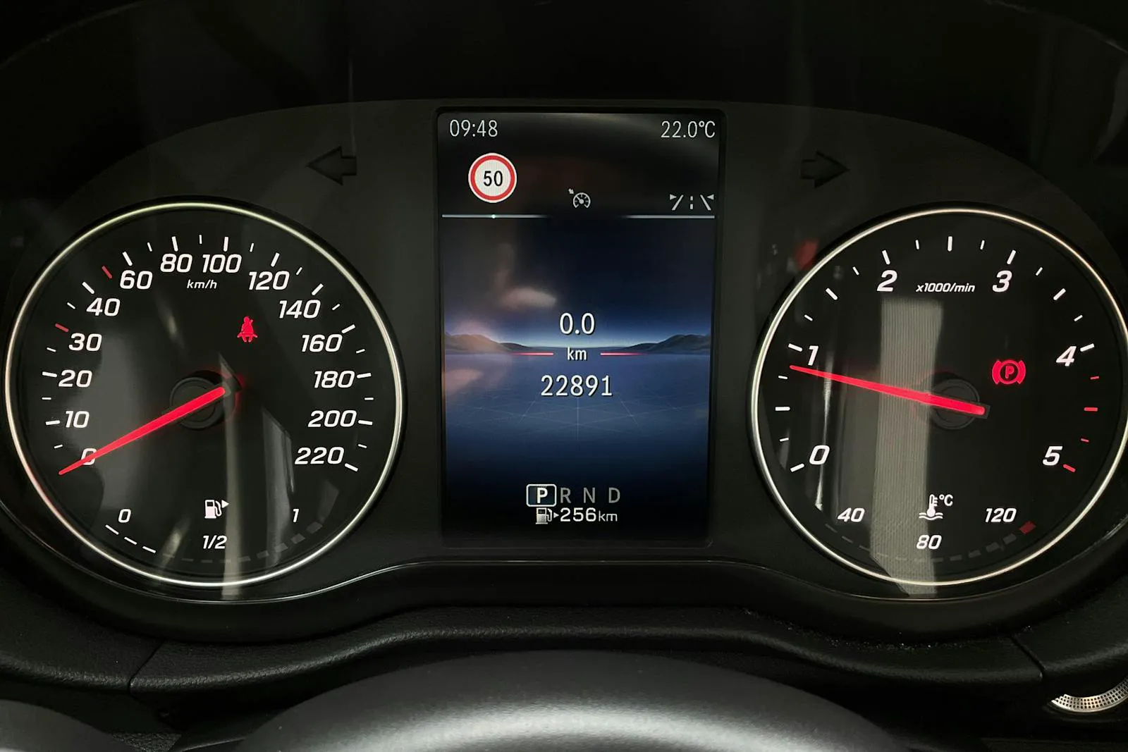 Vehicle image 9