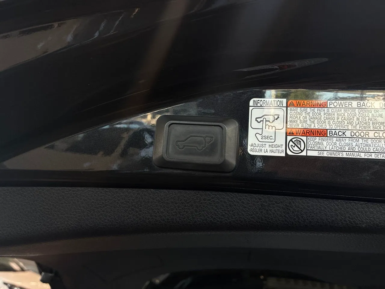 Vehicle image 21
