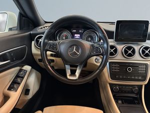 Mercedes CLA220 bild 9