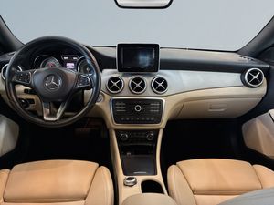 Mercedes CLA220 bild 8