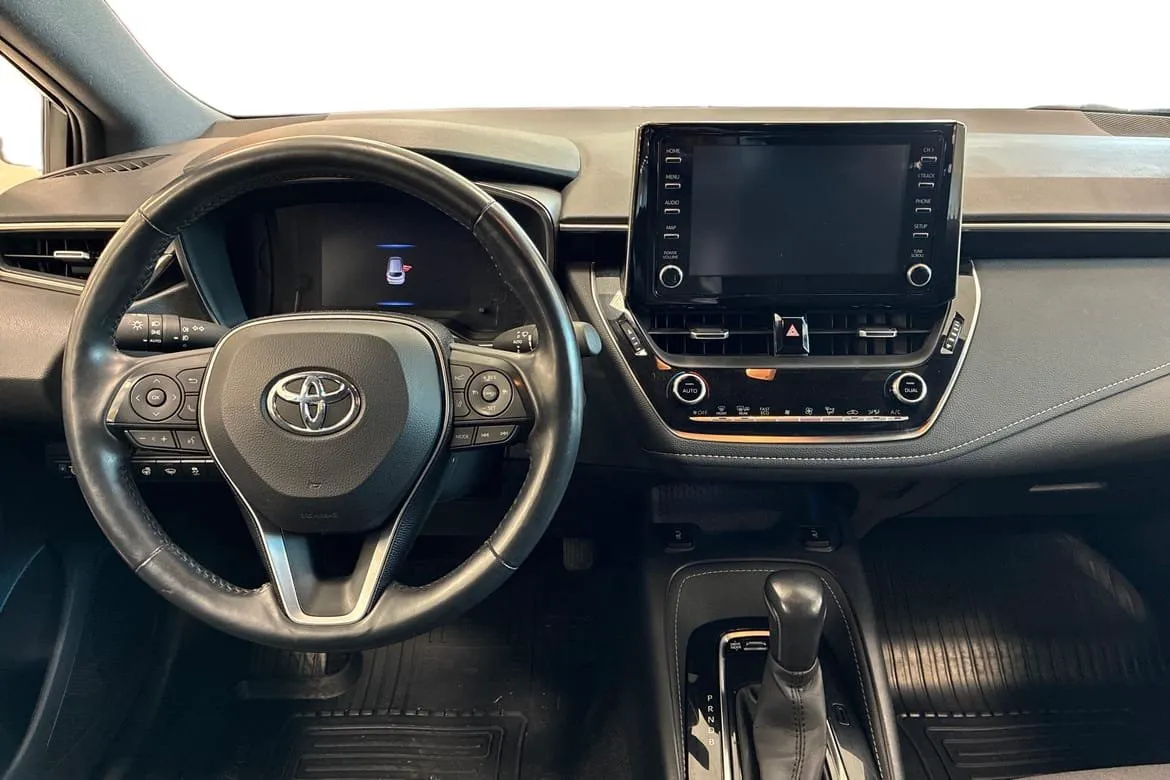 Vehicle image 7