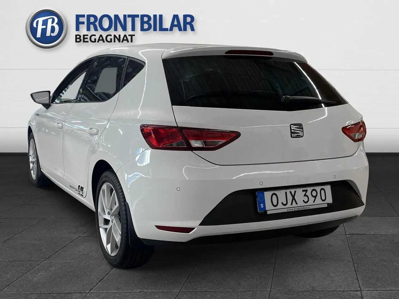 Vehicle image 7