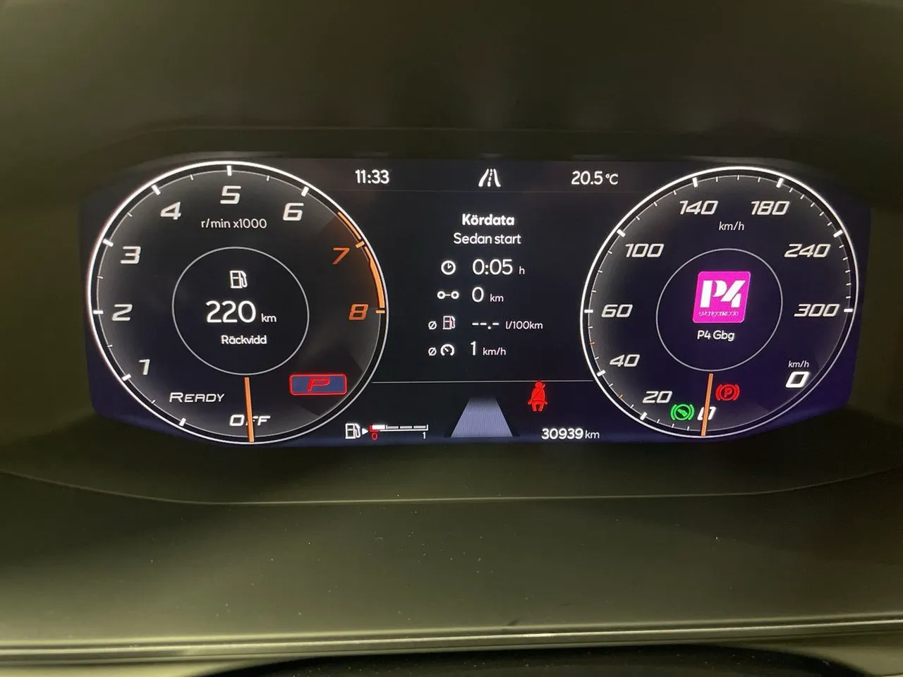 Vehicle image 18