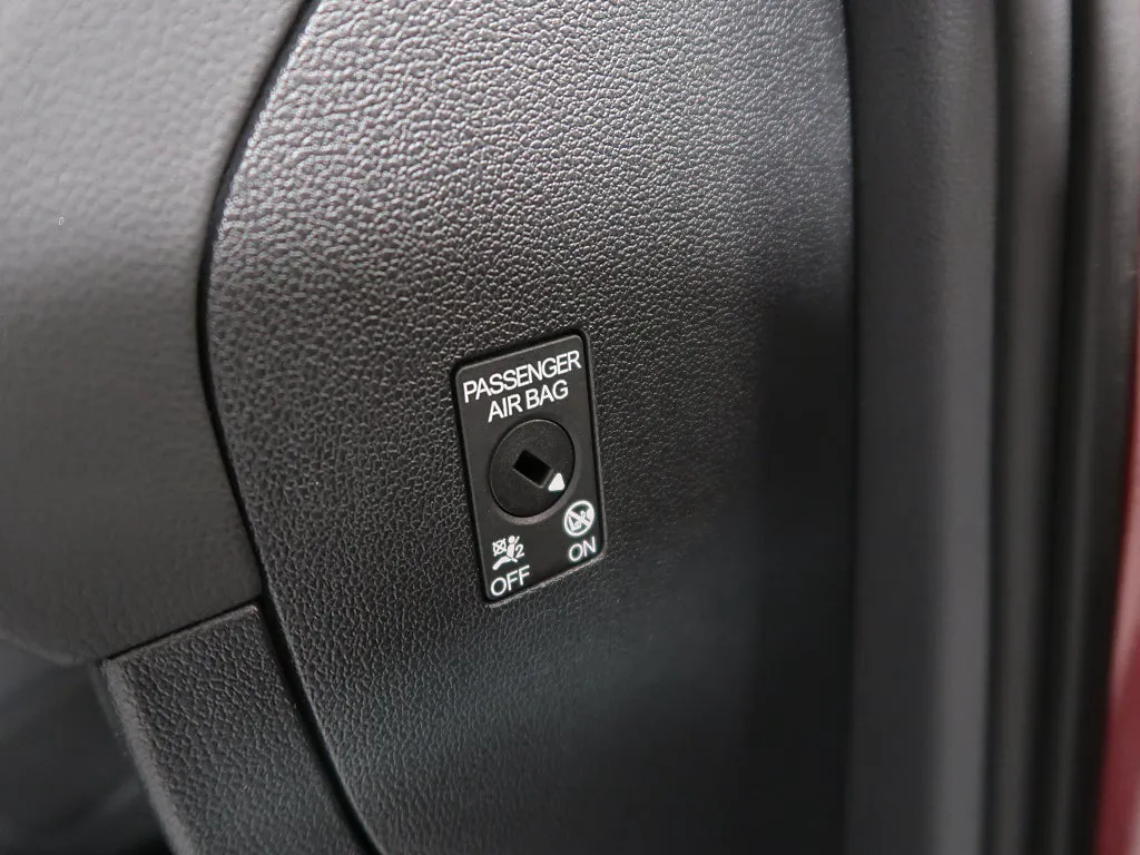 Vehicle image 32