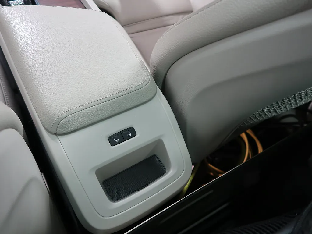 Vehicle image 39