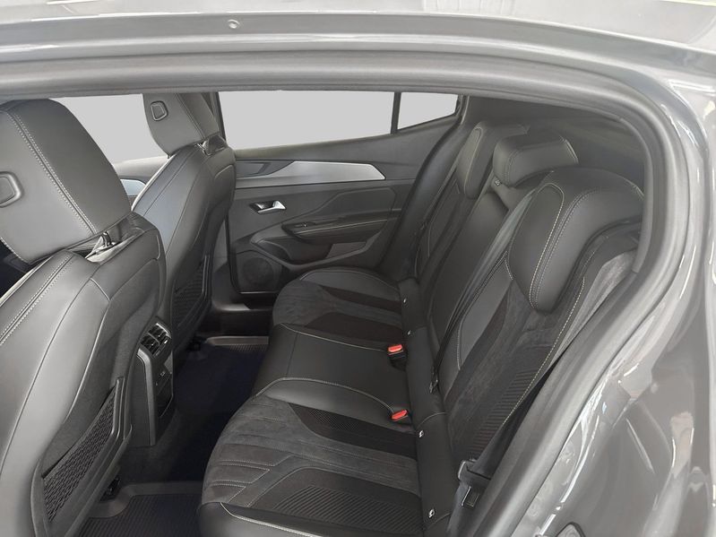 Peugeot 408 bild 9
