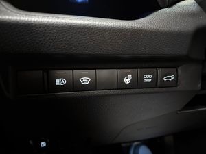 Suzuki Across bild 18