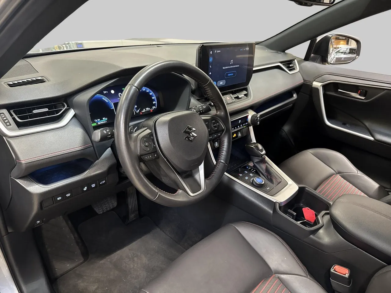 Vehicle image 7