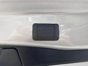 Suzuki Across bild 16