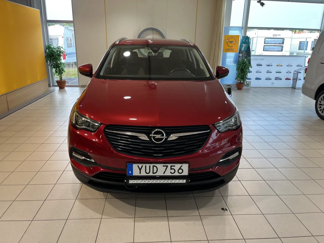 Vehicle image 1