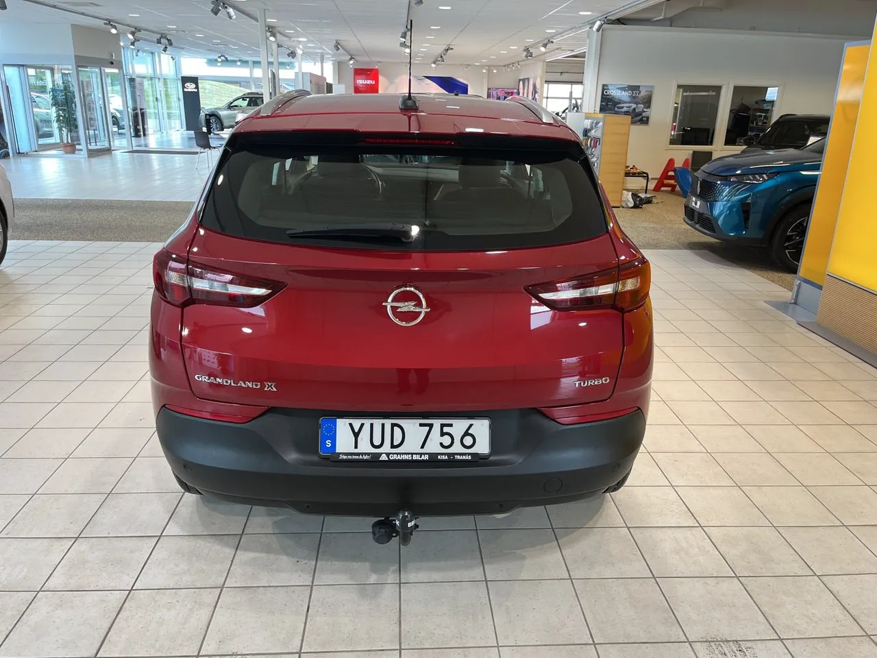Vehicle image 4