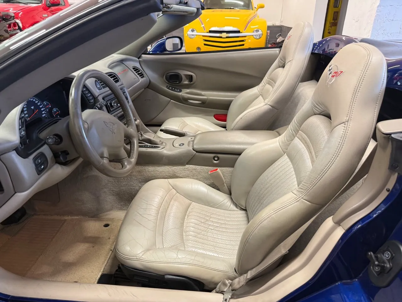 Vehicle image 20