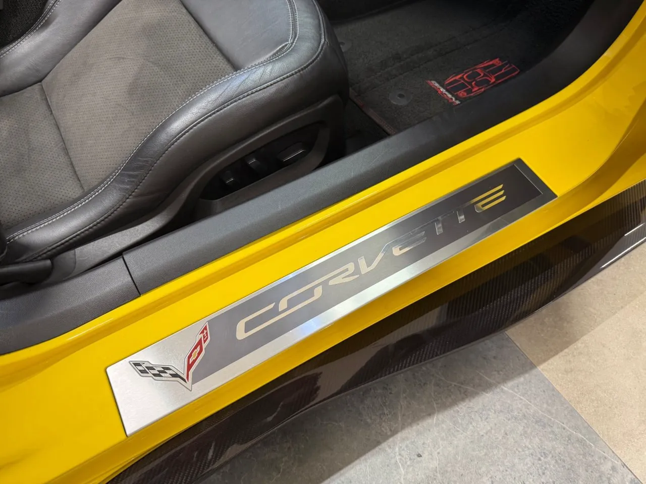 Vehicle image 33