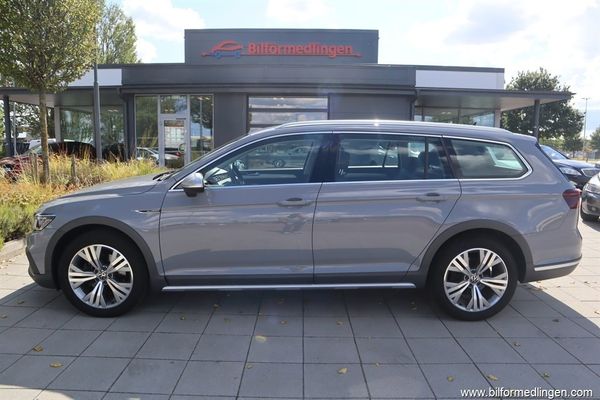 Volkswagen Passat 2.0 TDI 4Motion Alltrack 200hk Aut Momsbil 1 ägare Navi - 2023