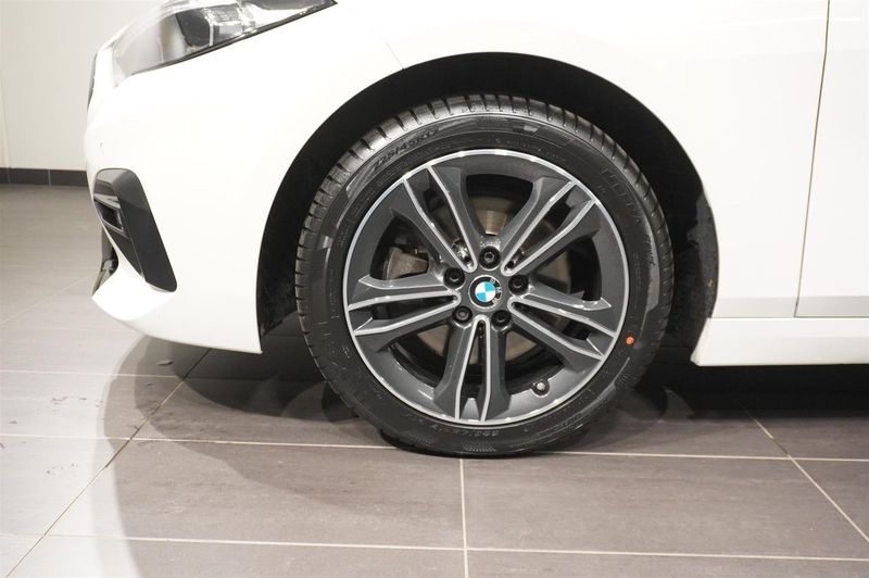 BMW 218 bild 4
