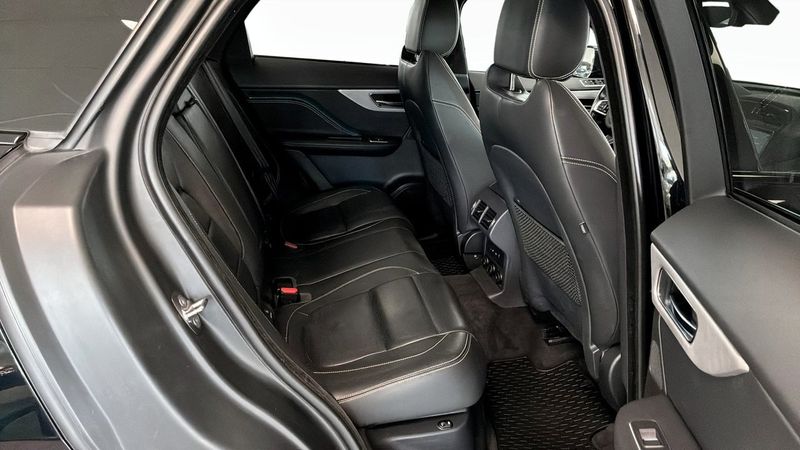 Jaguar F-Pace bild 5