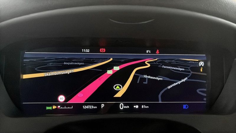 Jaguar F-Pace bild 22