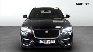 Jaguar F-Pace bild 8