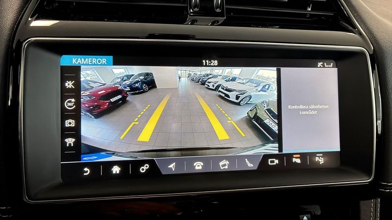 Jaguar F-Pace bild 15