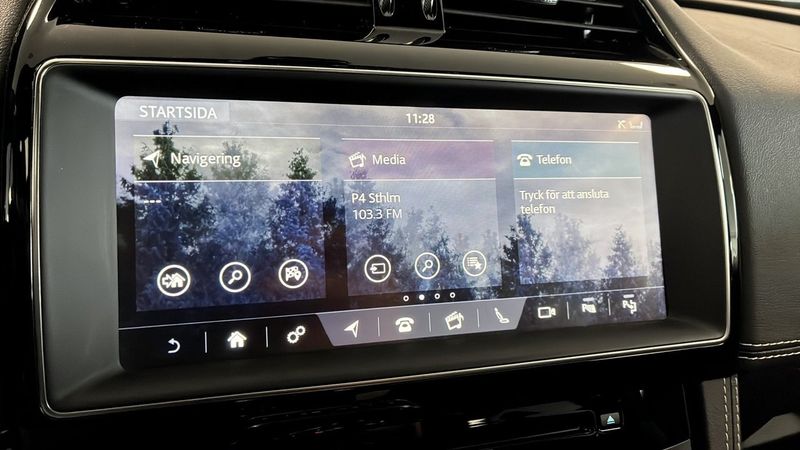 Jaguar F-Pace bild 12