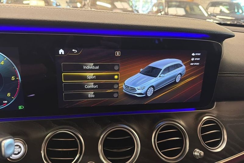 Mercedes E220 bild 22