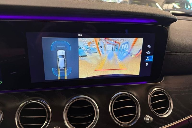 Mercedes E220 bild 10