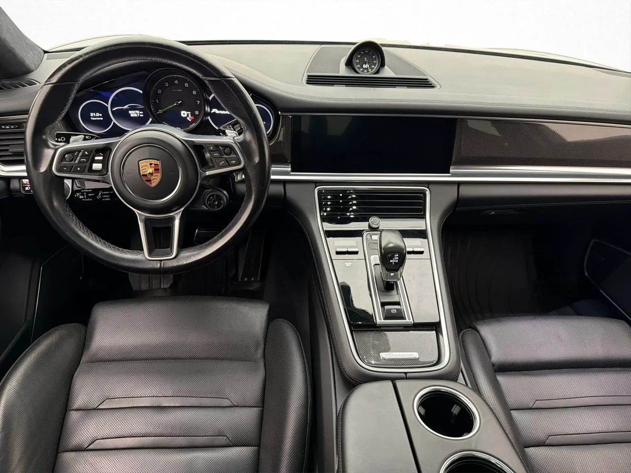 Vehicle image 16