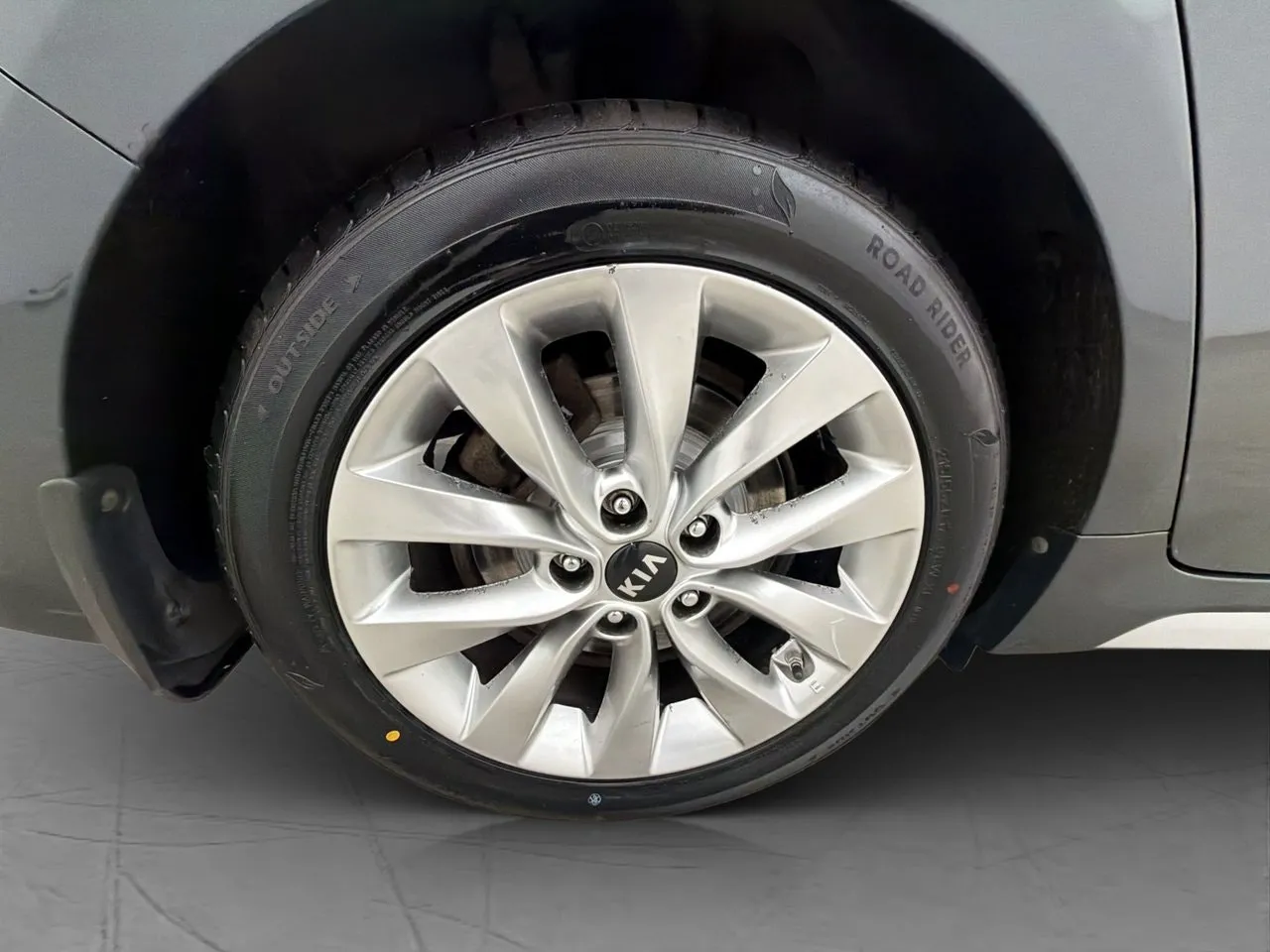 Vehicle image 36
