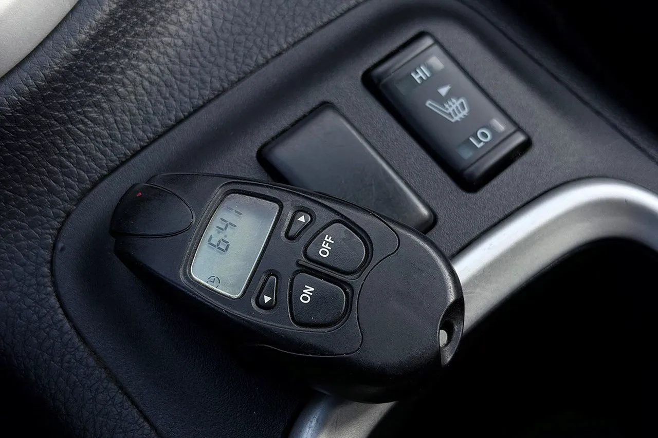 Vehicle image 27