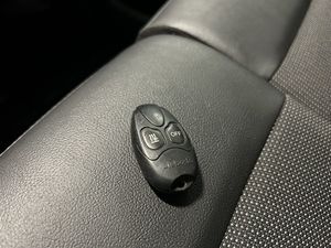 Peugeot Expert bild 24
