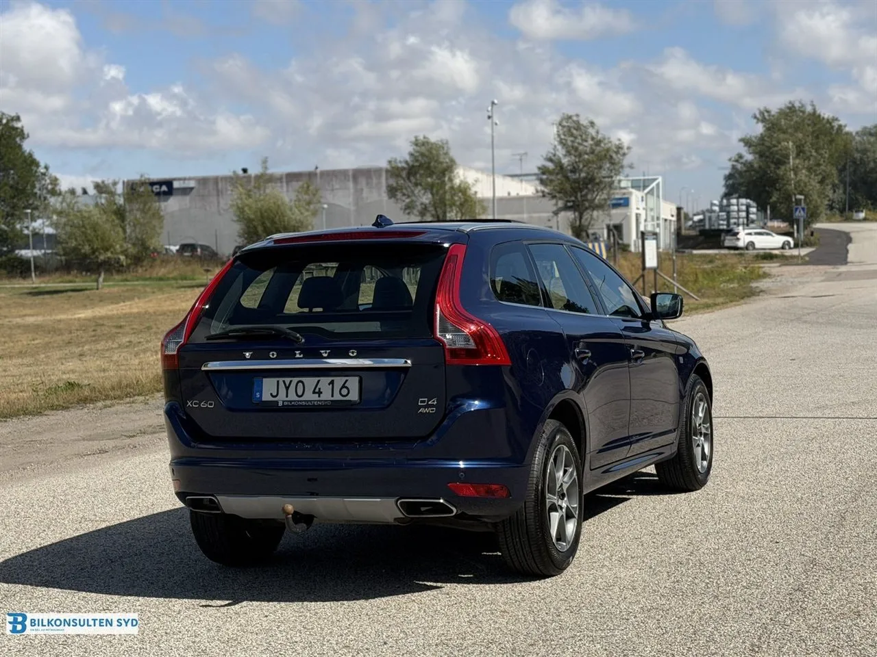 Vehicle image 23