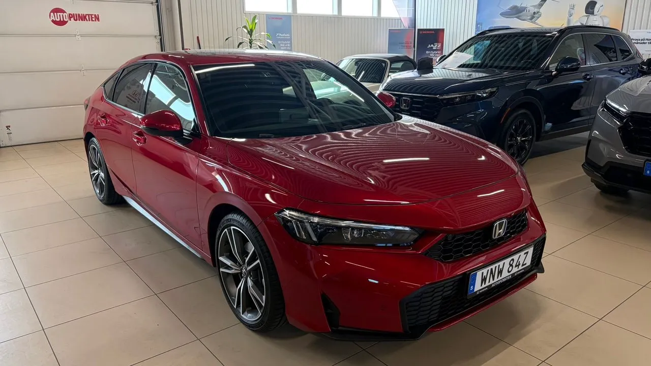 Vehicle image 1