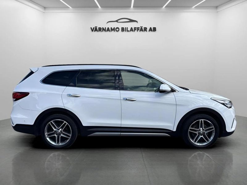 Hyundai Grand Santa Fe bild 5