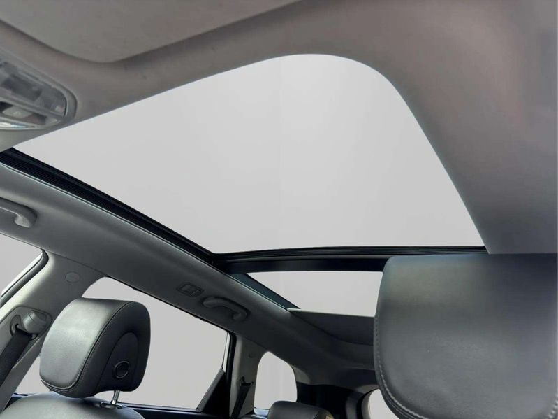 Hyundai Grand Santa Fe bild 12