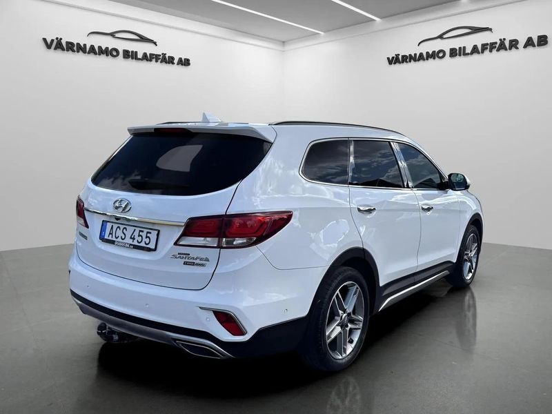 Hyundai Grand Santa Fe bild 4