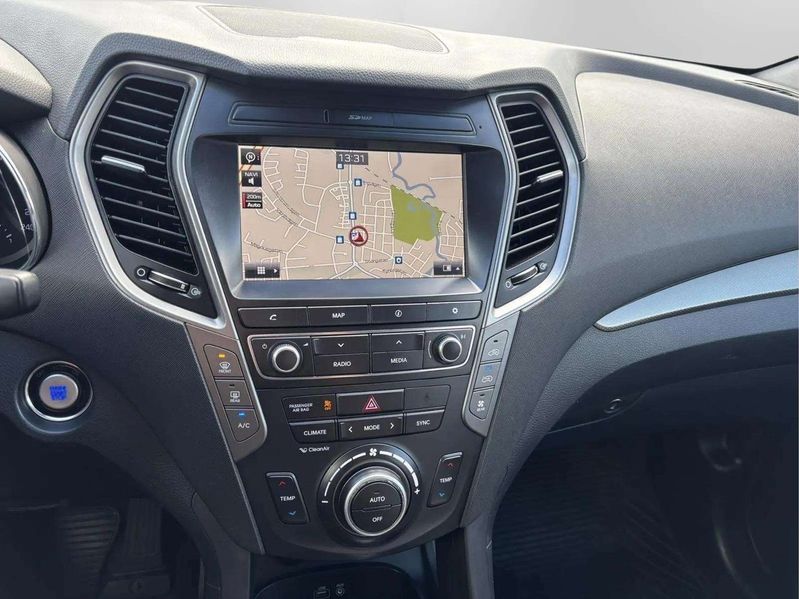 Hyundai Grand Santa Fe bild 15