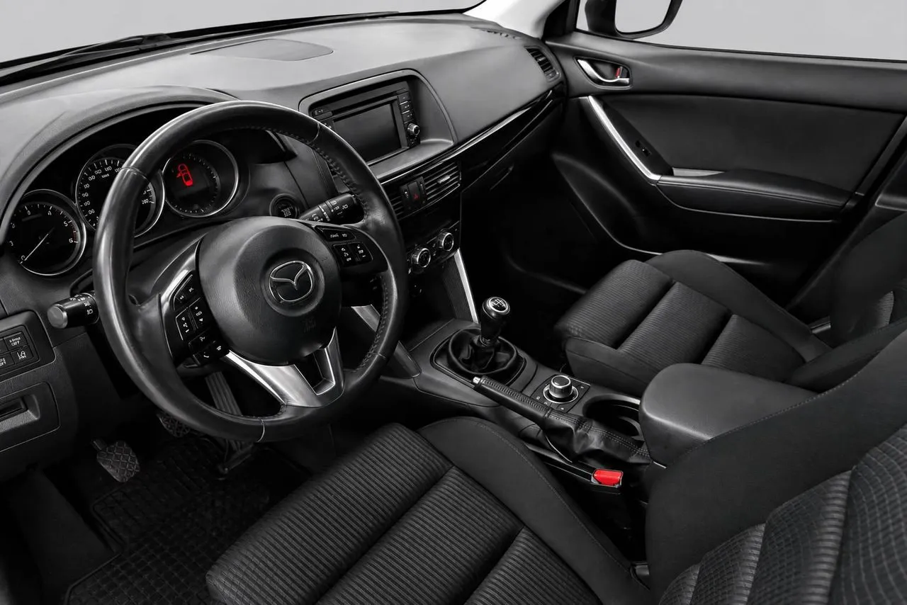 Vehicle image 8