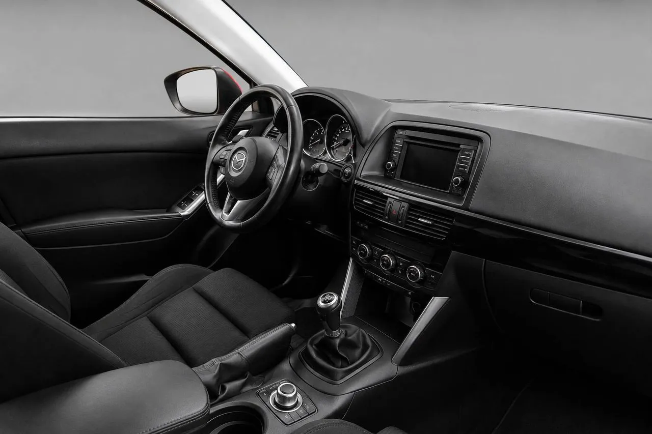 Vehicle image 11