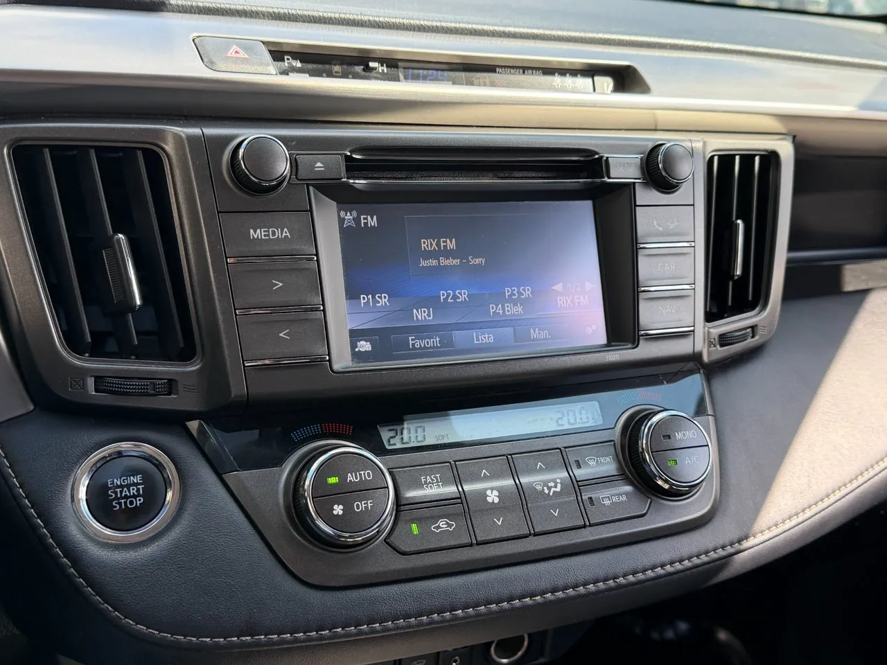 Vehicle image 20