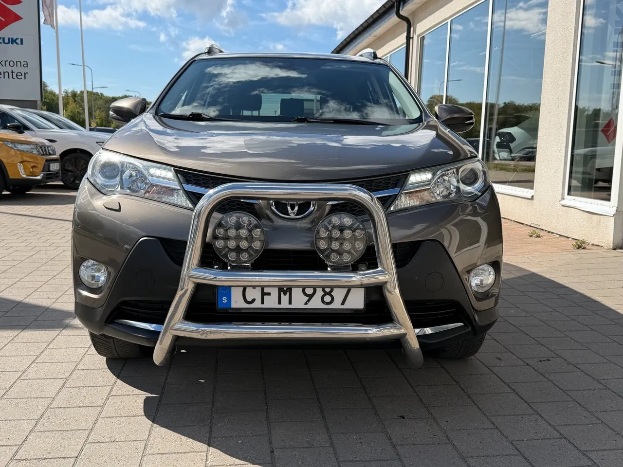 Vehicle image 1