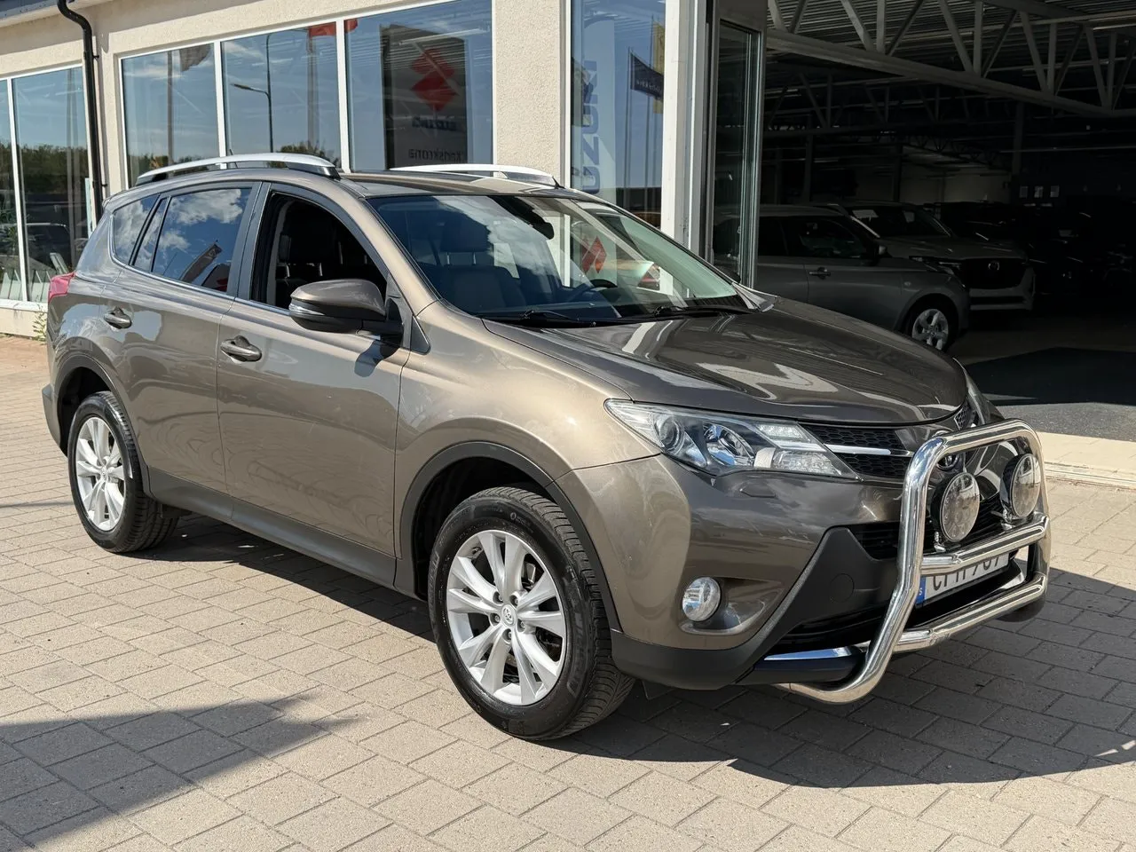 Vehicle image 2