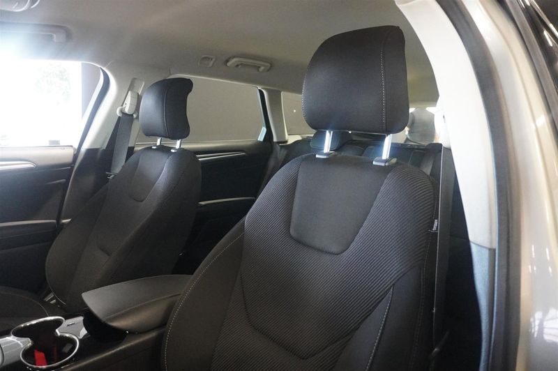 Ford Mondeo bild 10