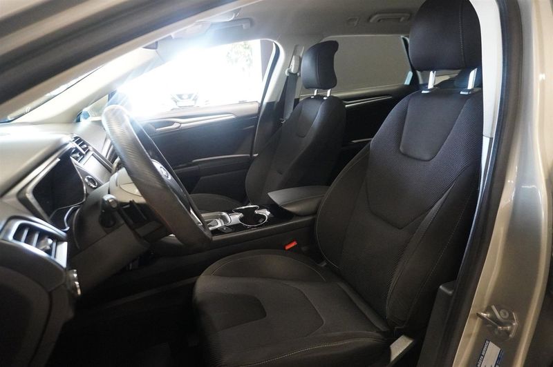 Ford Mondeo bild 11