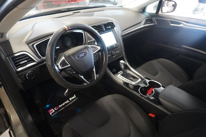 Ford Mondeo bild 9
