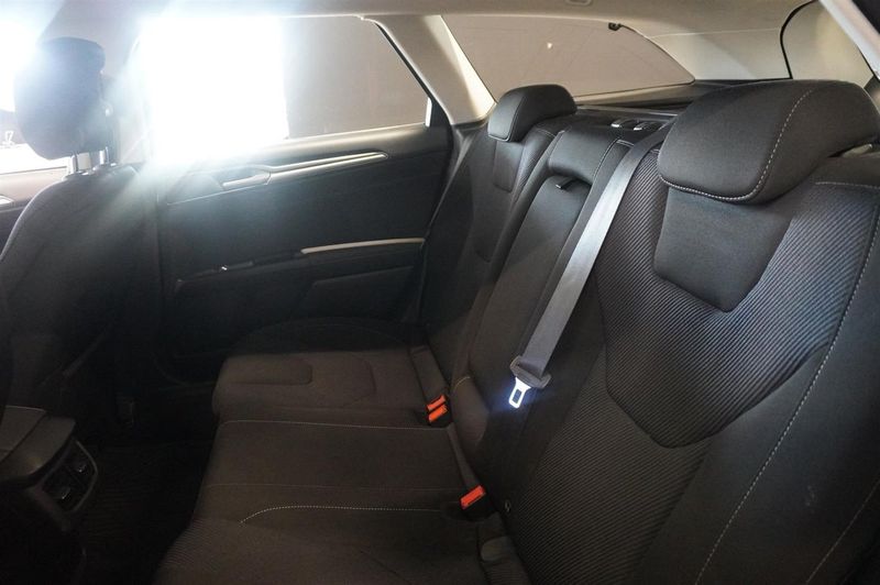 Ford Mondeo bild 6