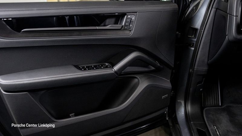 Porsche Cayenne bild 22