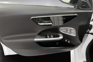Mercedes C300 bild 8