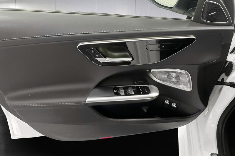 Mercedes C300 bild 8