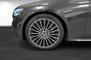 Mercedes E300 bild 12